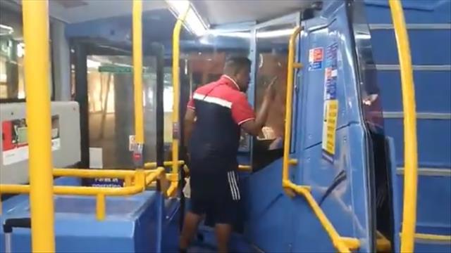 תקיפת צעיר יהודי באוטובוס בלונדון