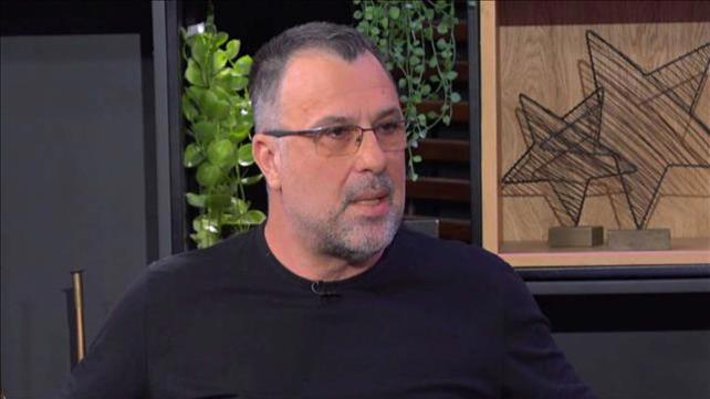 "שירותי הרווחה פוגעים באוטיסטים": היוצר רמי ורד על האבהות לילד על הרצף
