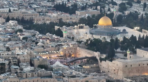 "ניסיתי לעורר תשומת לב בין-לאומית": החשוד שריסס "יש שואה בעזה" על אבני הכותל
