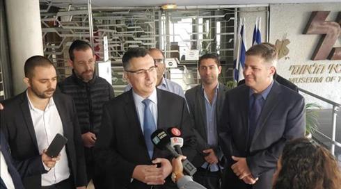 סער הגיש את המועמדות: "יש בעיות עם תקינות הפריימריז"