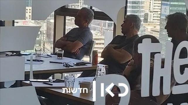 ישיבת סיעת יש עתיד, יאיר לפיד, ריחוק חברתי 