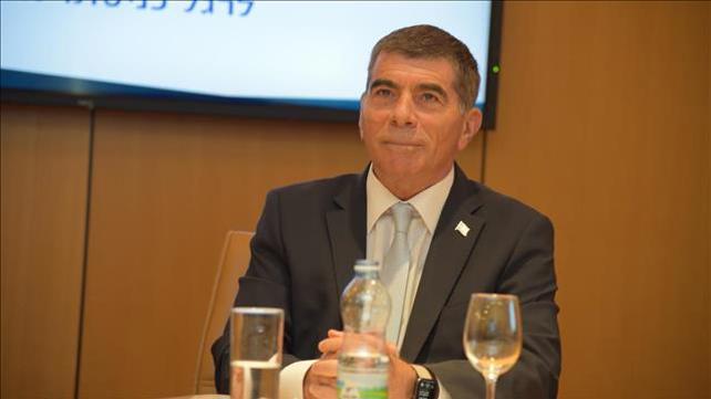 שר החוץ הנכנס גבי אשכנזי בטקס חילוף השרים במשרד החוץ 18.05.20