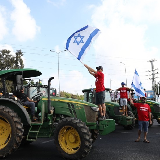 Agricultor israelí: "El gobierno decidió una reforma agrícola sin tener noción de agricultura"