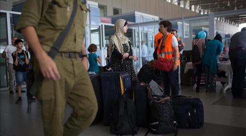 לאחר יומיים: מעברי הגבול ארז וכרם שלום ייפתחו