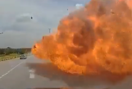 מטוס מלזי מתרסק