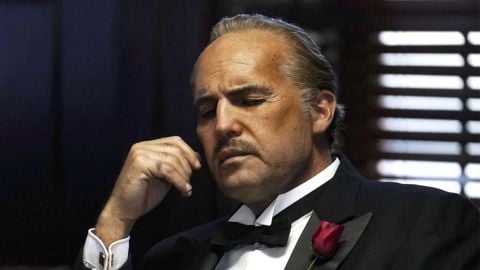 בילי זיין בתפקיד מרלון ברנדו, מתוך Waltzing with Brando