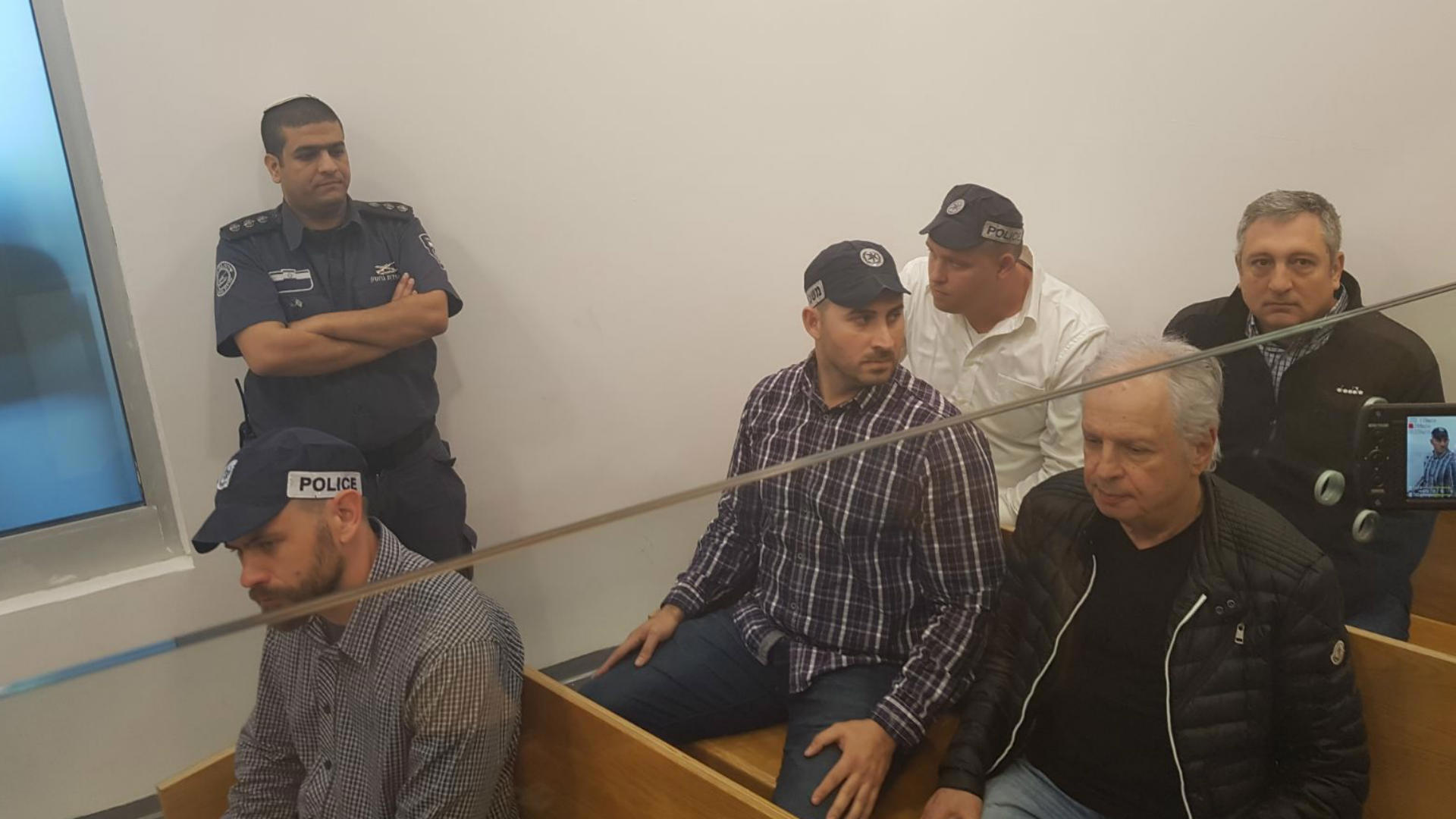 אלוביץ וחפץ בדיון בערעור מעצרם