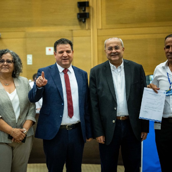 ¿La fractura del frente árabe israelí podría romper el empate electoral?