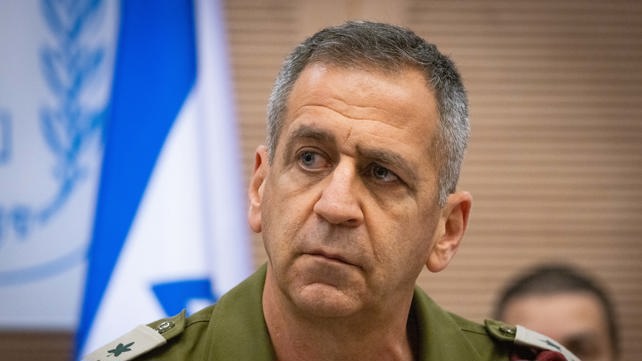 אביב כוכבי