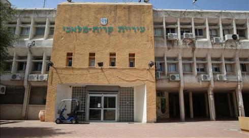 בכיר בעיריית קרית מלאכי נעצר בחשד שביצע עבירות מין (1)