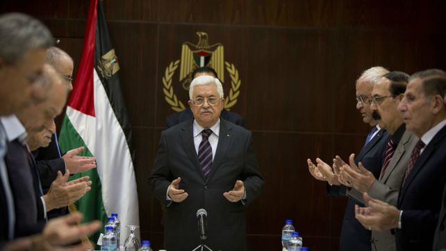 אבו מאזן עם בכירי אש"ף