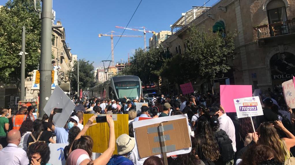 היהודים באים 4 פרק 7