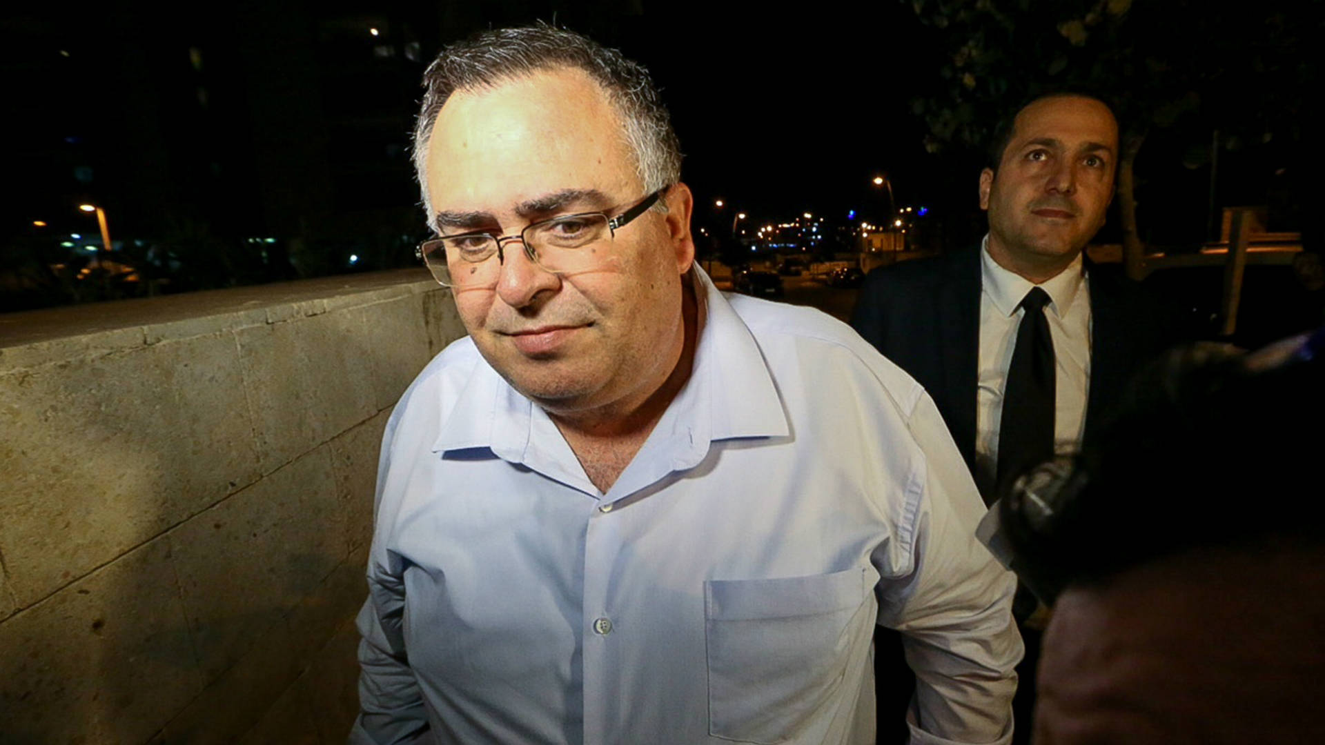 ביטן לאחר חקירתו בלהב 433