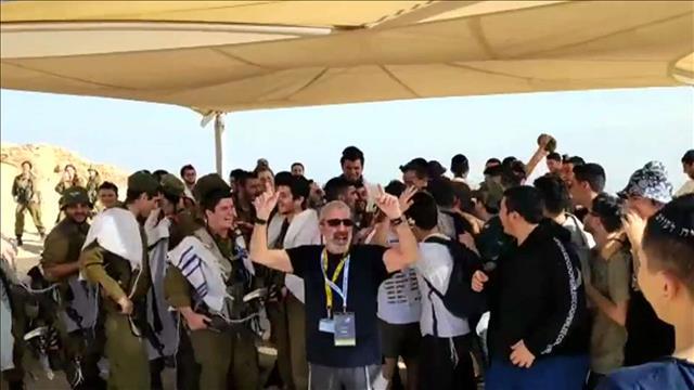 מחאת הנוער היהודי על איסור הכניסה לארץ