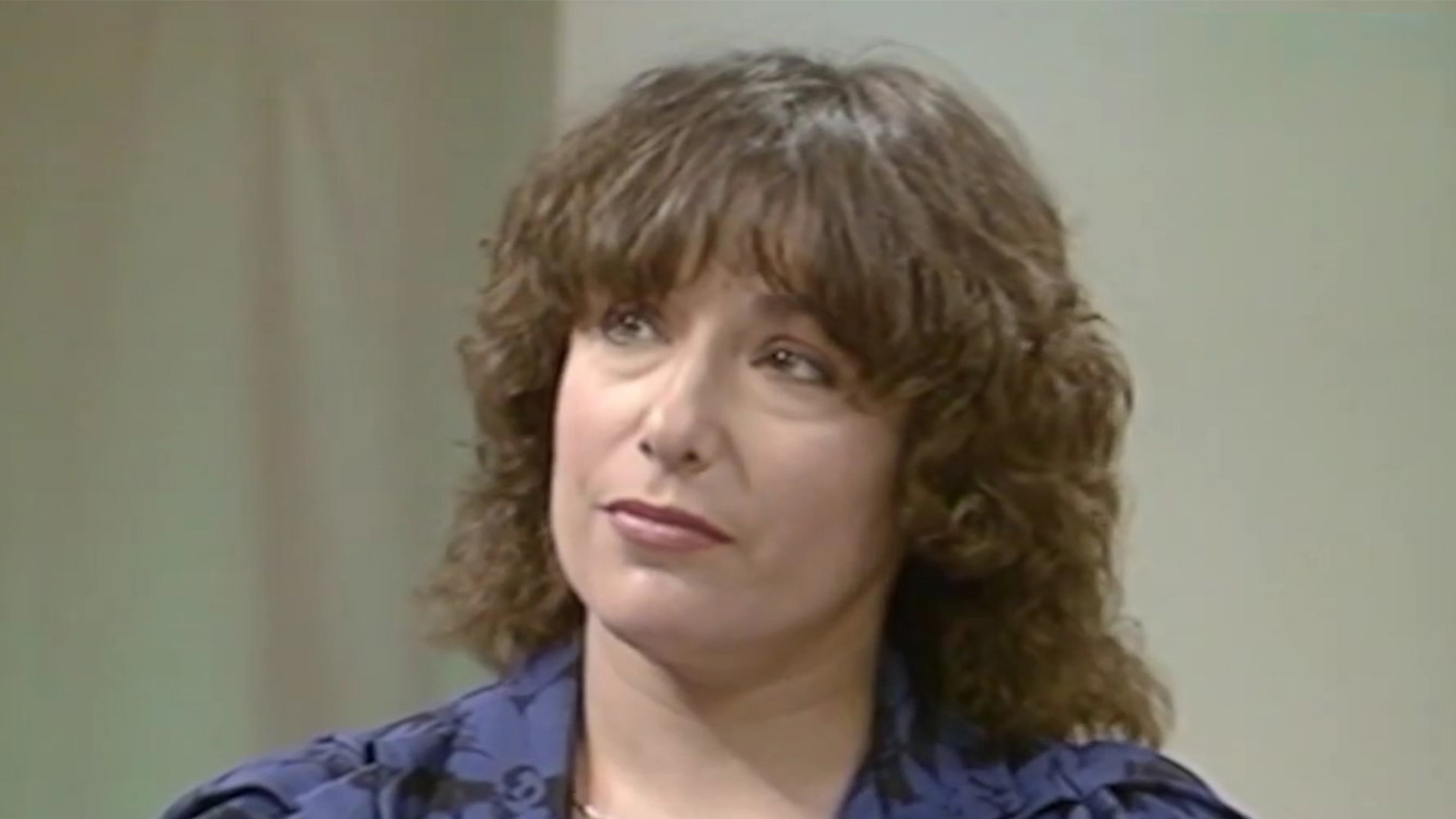 גלריה, כרמית גיא, 1987
