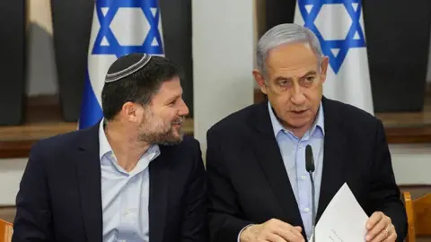 ראש הממשלה בנימין נתניהו ושר האוצר בצלאל סמוטריץ'