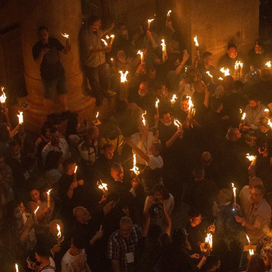El "Fuego Sagrado", un milagro anual para la cristiandad oriental