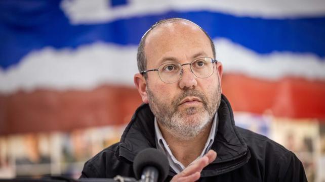 צביקה מור