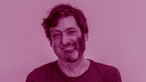 דן אריאלי מאס בתיאוריות קונספירציה עליו, והחליט לחקור למה הן נוצרות מלכתחילה