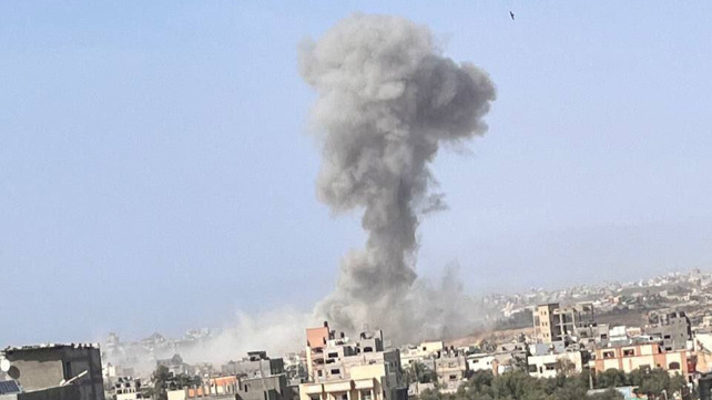 תקיפה במחנה הפליטים נוסייראת במרכז רצועת עזה
