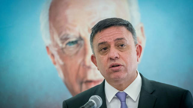 אבי גבאי