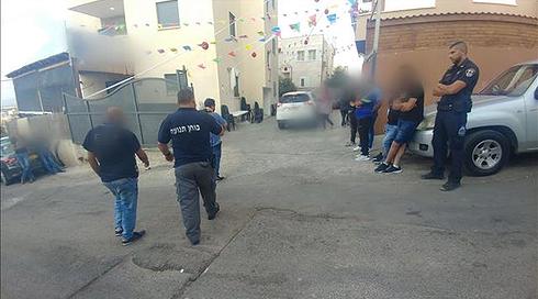 תינוק בן חצי שנה נהרג לאחר שדודו פגע בו עם רכבו (1)