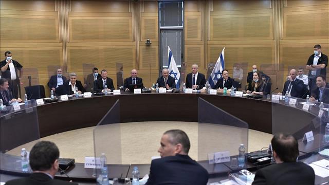  ישיבת קבינט קורונה, ממשלה