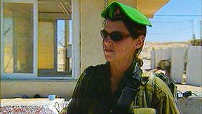 המלצה לשילוב חיילות בתפקידי לחימה