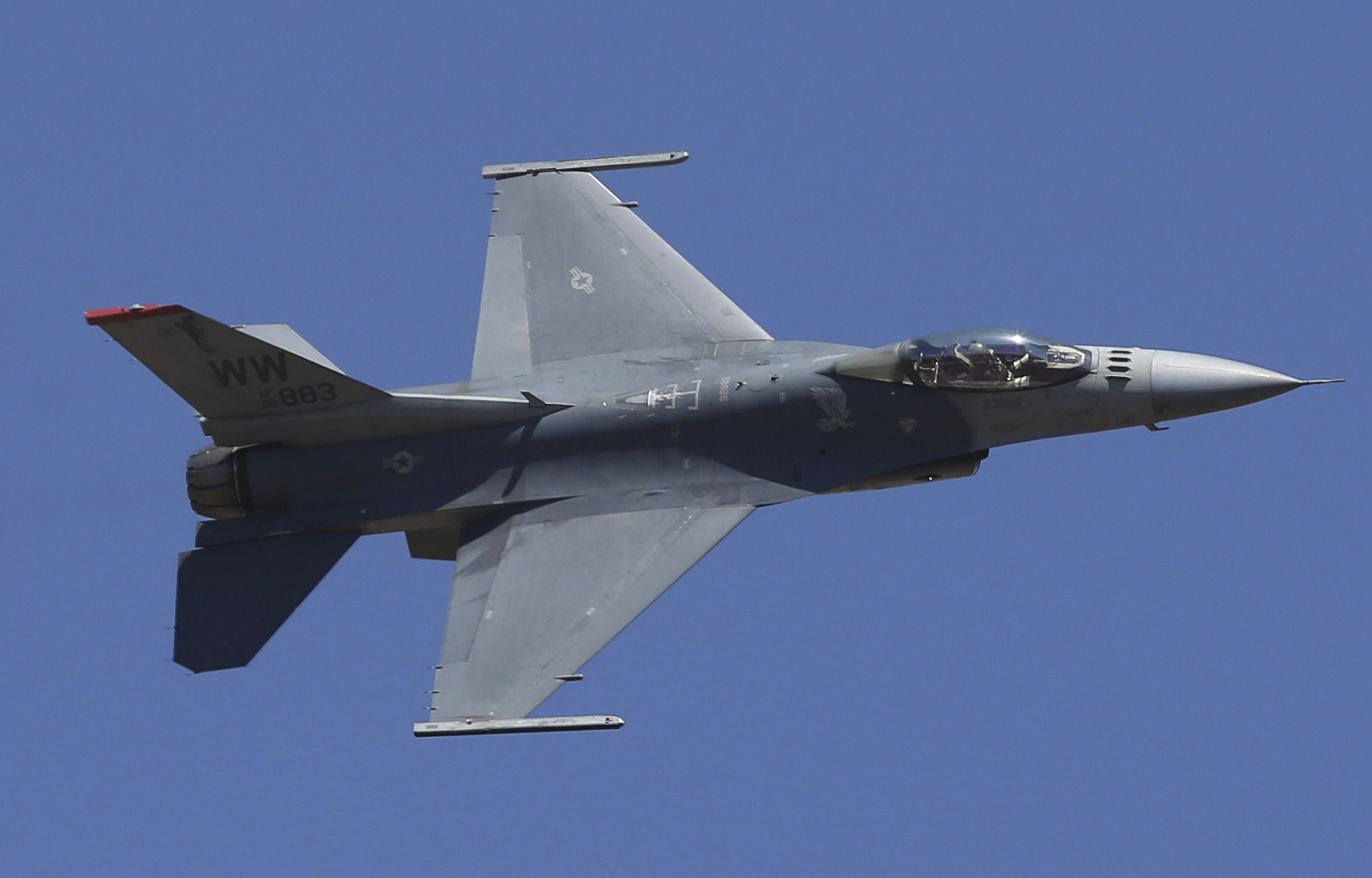 מטוס F16