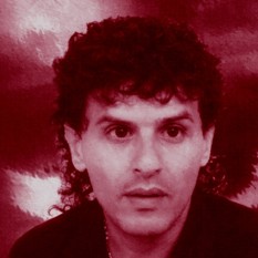 זר בעולם | גידי שמור