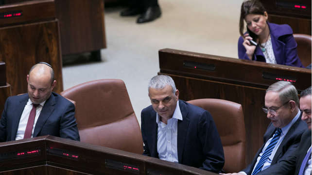 בנימין נתניהו, משה כחלון ונפתלי בנט