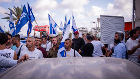 הפגנה בכניסה לבסיס בית ליד במחאה על מעצר חיילי מילואים החשודים בהתעללות, יולי 2024