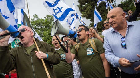 גורם ביטחוני בכיר: ההשתלחויות של נבחרי ציבור מסלימות את אי ההתייצבות למילואים