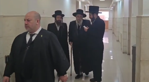 ברוך לייפר זוכה מפגיעה בנכדתו: "אלוקים יודע שהוא פגע בי"