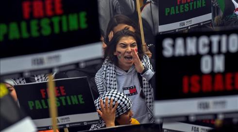 קללות, מכות וקריאות לשחרור פלסטין: גל תקיפות אנטישמיות בארה"ב