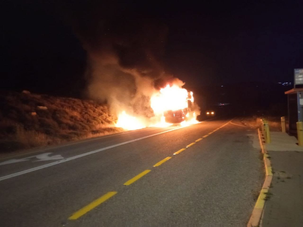הצתת משאית בידי מתפרעים ישראלים 17.05.24