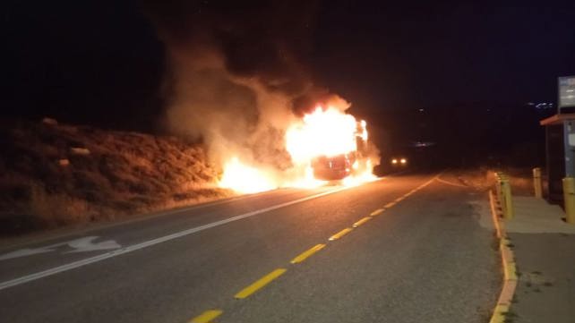 הצתת משאית בידי מתפרעים ישראלים 17.05.24