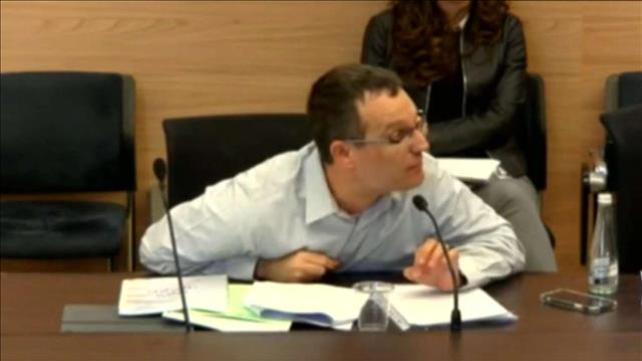 משלם את המחיר: האיש שמתמודד עם הבטחות הפוליטיקאים
