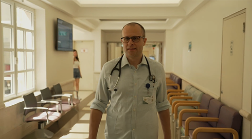 עליית מוחות: הרופאים שעוברים לישראל דווקא עכשיו - ואפילו מתגייסים לצבא