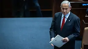 الخامسة في مكان مع نسرين 