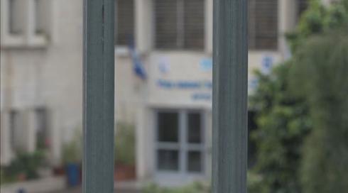 תלמיד דיווח על קשר לא הולם עם מורה - וקיבל כתף קרה