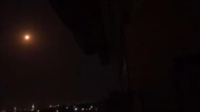 תקיפה שמיוחסת לישראל בסוריה, 31.08.20, צילום מהטלוויזיה הסורית