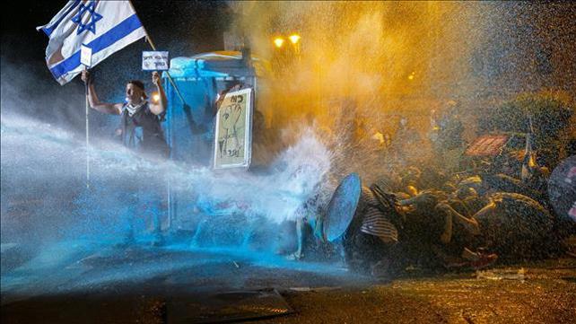 זרם מכת"זית בהפגנה בבלפור, 25 ביולי 2020 | צילום: אוליבייה פיטוסי, פלאש 90
