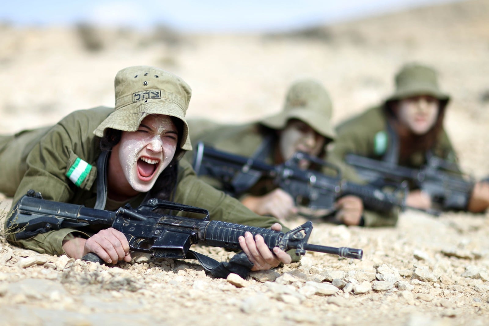 לוחמות בצה"ל