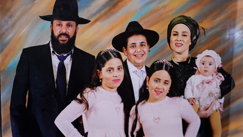הטרגדיה בבית שמש: משפחת ביטון איבדה 3 ילדים ומנסה לאסוף את השברים