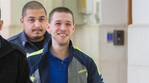 פעיל להב"ה שנחשד בעבירת מין בבת 17 - יצחק גבאי, שהואשם בהצתת ביה"ס הדו לשוני