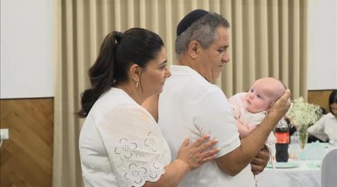 האור שאחרי האסון: אחרי שאיבדה 2 מבנותיה בתאונה - רונית ילדה בת