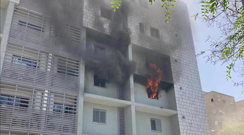 בת 80 מתה בשריפה בחולון