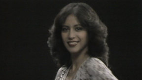עפרה חזה, 1980
