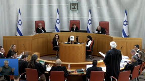 יגיעו להסכמות? בקרוב העליון יוותר ללא נשיא - האם תהיה פשרה עם השר לוין?